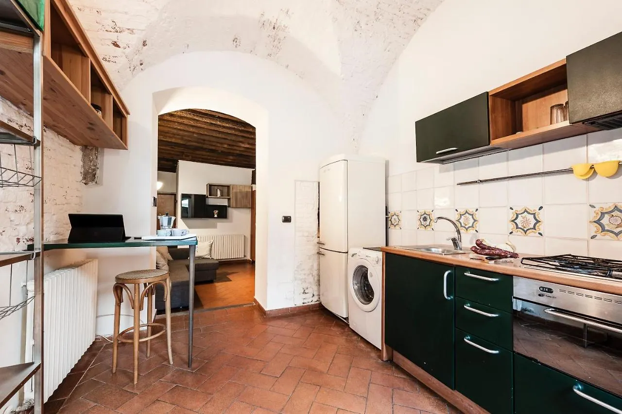 Appartamento Hostly - Garden House Near The Tower - Historical House With Private Garden Pisa