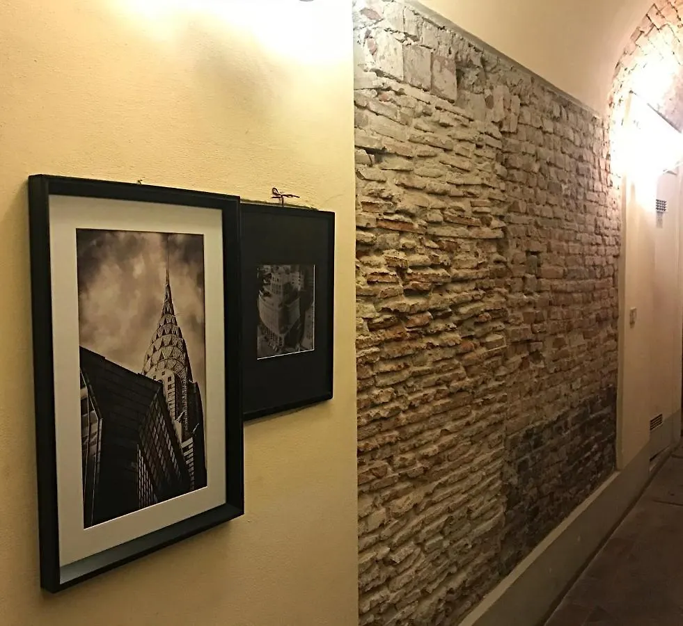 Appartamento Hostly - Garden House Near The Tower - Historical House With Private Garden Pisa